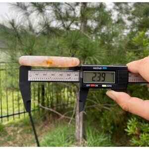 Digital Caliper Measuring Tool, with Large LCD Screen, Easy Switch Inch/MM/Fract